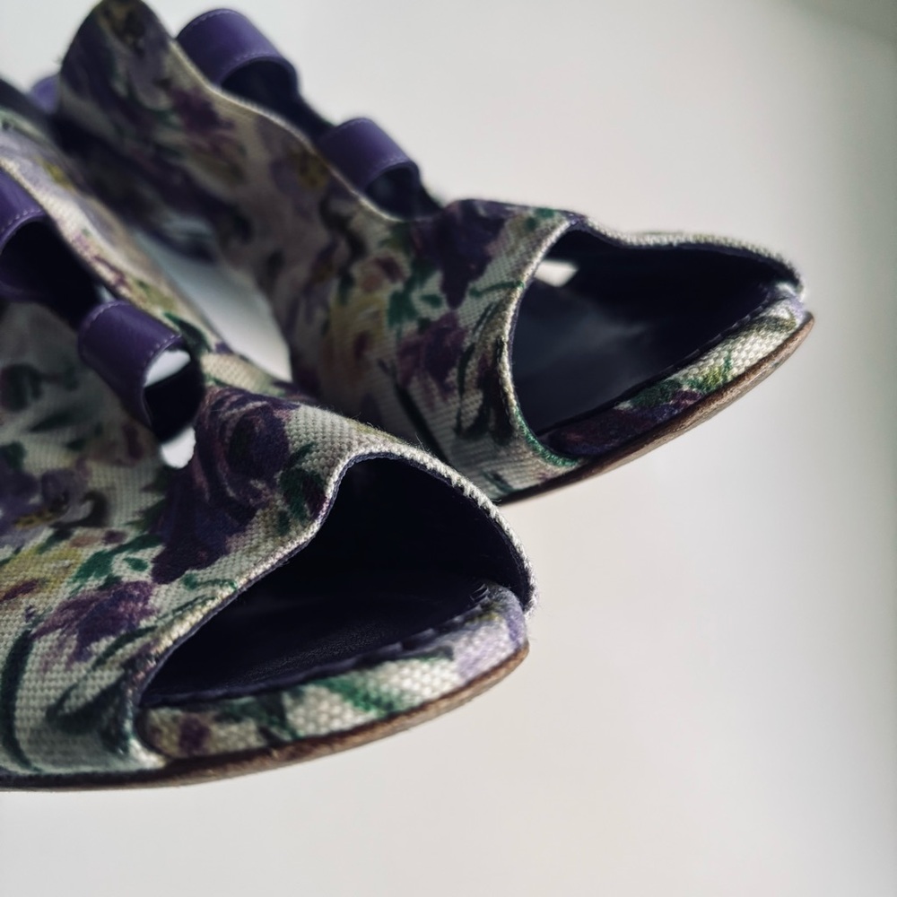 Manolo Blahnik Floral Cotton Slingback Purple Heels Sandals Shoe Size 11.5 - Picture 15 of 15